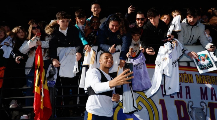 姆巴佩：2025更強大更快樂 努力拿下西超杯、歐冠、西甲等冠軍