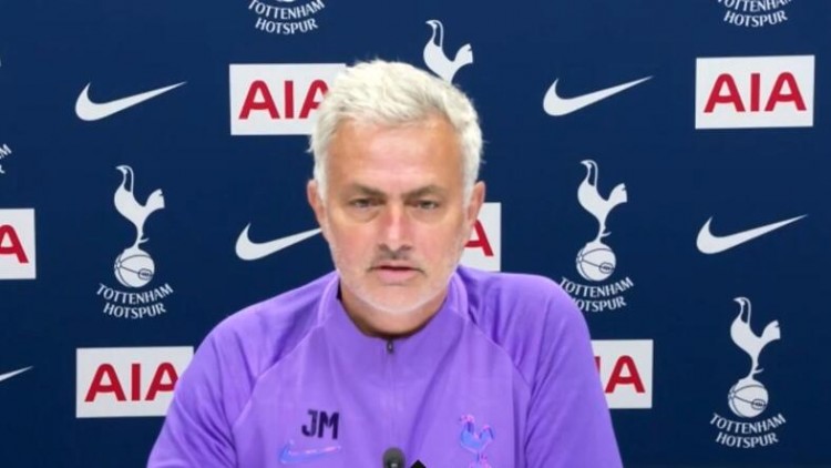 穆帥談執(zhí)教最佳比賽：熱刺6-1曼聯(lián)本可進更多，我的藍軍英超亂殺