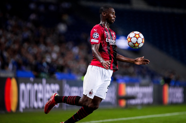 冬窗能賣掉嗎？奧里吉和巴洛-圖雷在米蘭均已查無此人，遭到雪藏