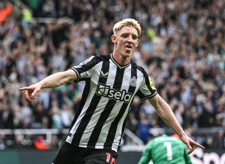 戈登已經(jīng)在英超直接參與40粒進球,134次出場斬獲23球17助攻