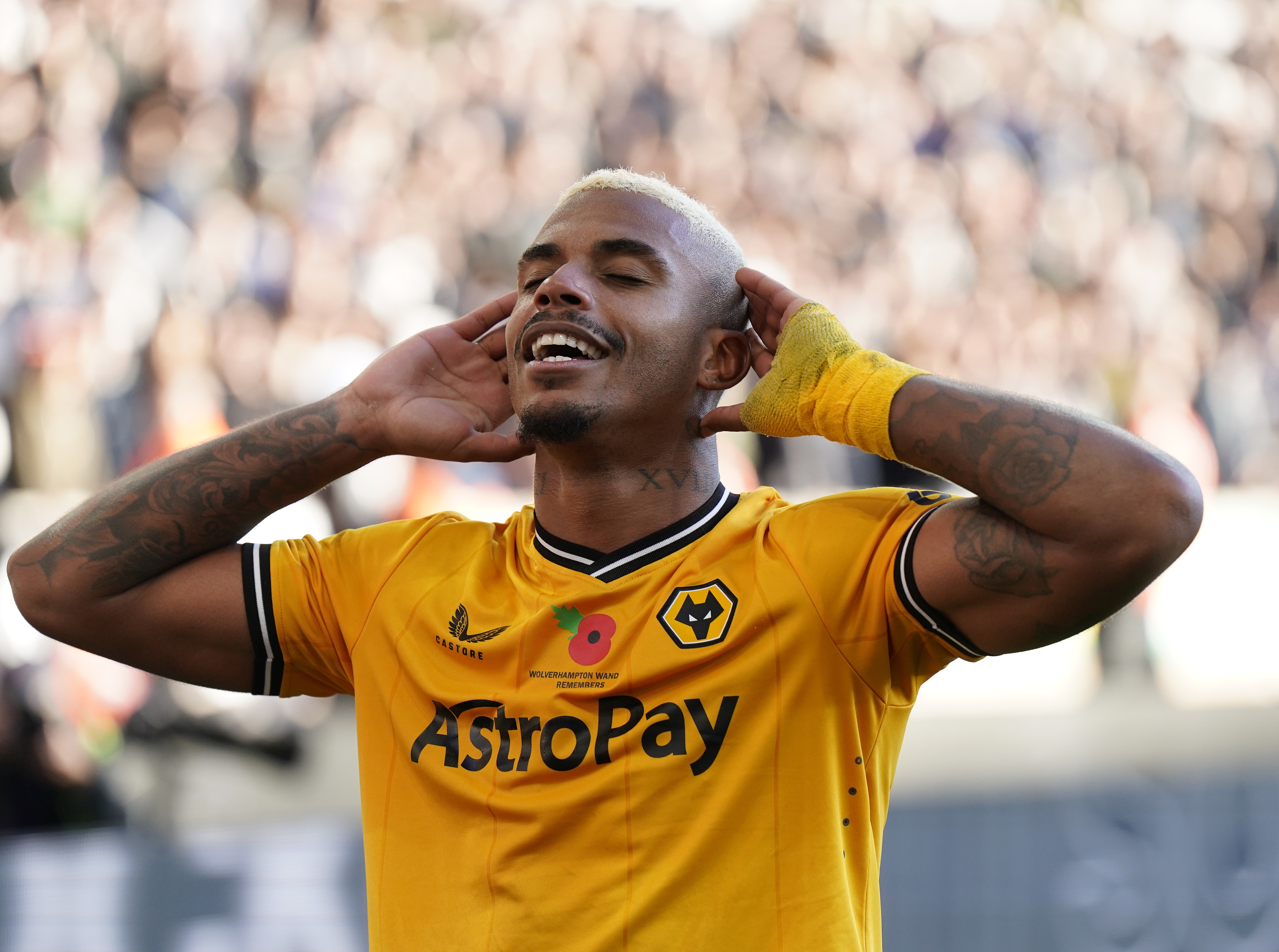 法媒：利雅得青年即將簽下狼隊(duì)中場(chǎng)勒米納，轉(zhuǎn)會(huì)費(fèi)400萬(wàn)歐左右