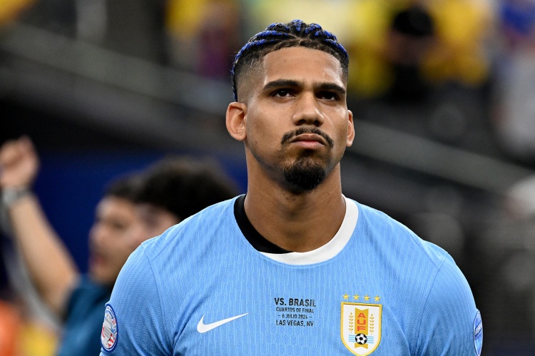 前烏拉圭助教：阿勞霍非常強(qiáng)，他并不脆&最近傷病多只是運(yùn)氣不好