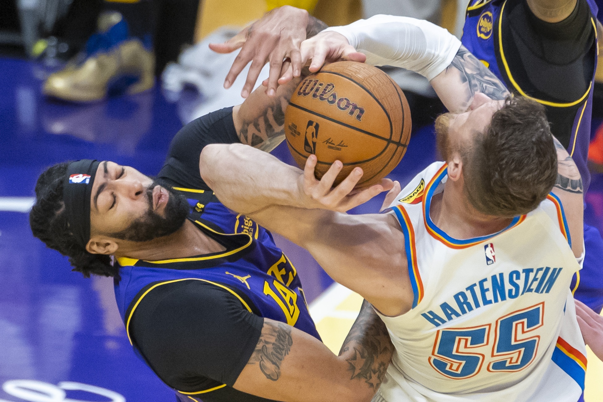 巴克利:獨(dú)行俠目前在西部僅次于雷霆 火箭在系列賽贏不了獨(dú)行俠