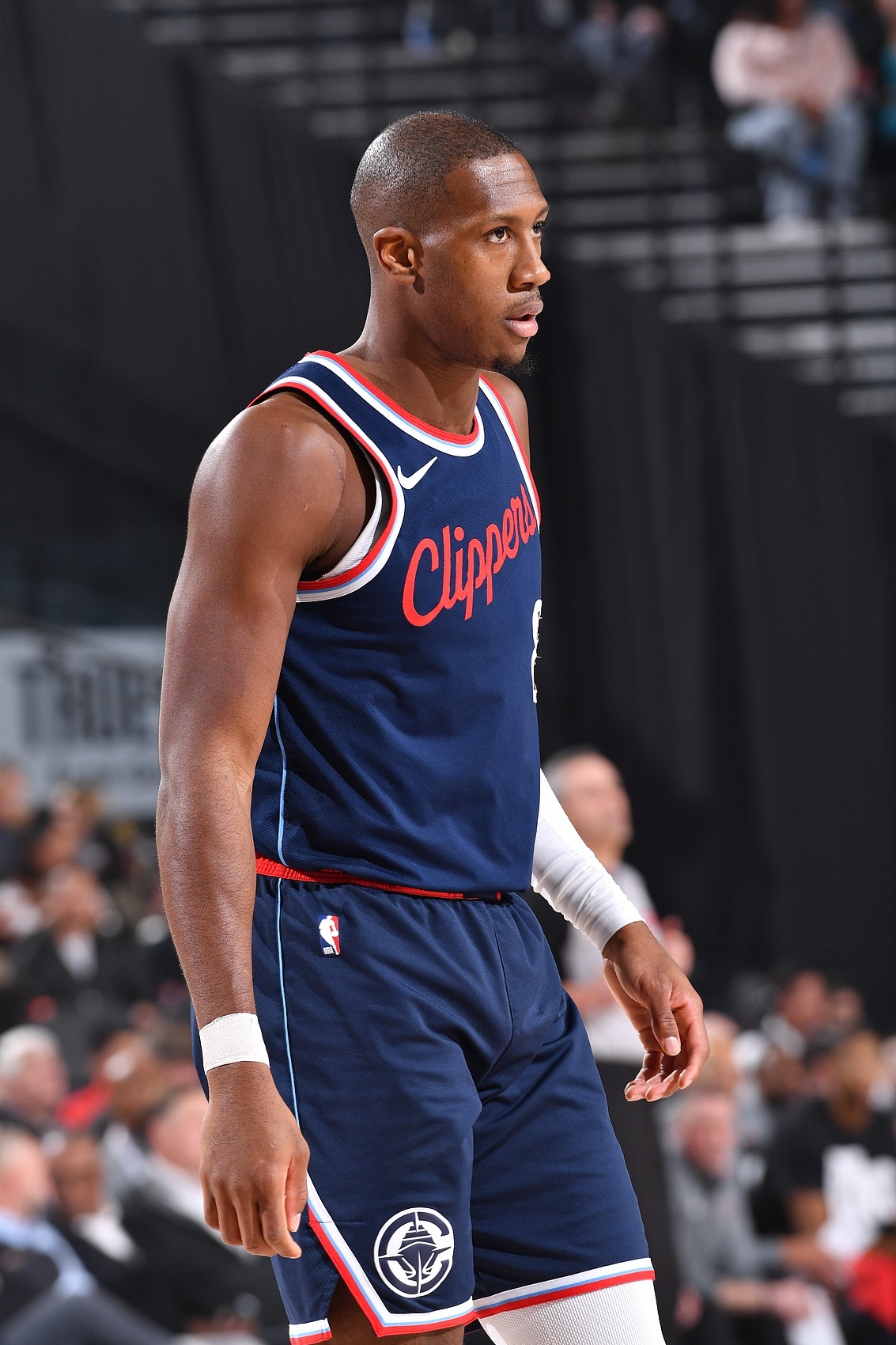 一防有嗎？ 克里斯-鄧恩過去11場(chǎng)比賽場(chǎng)均送出3.0搶斷