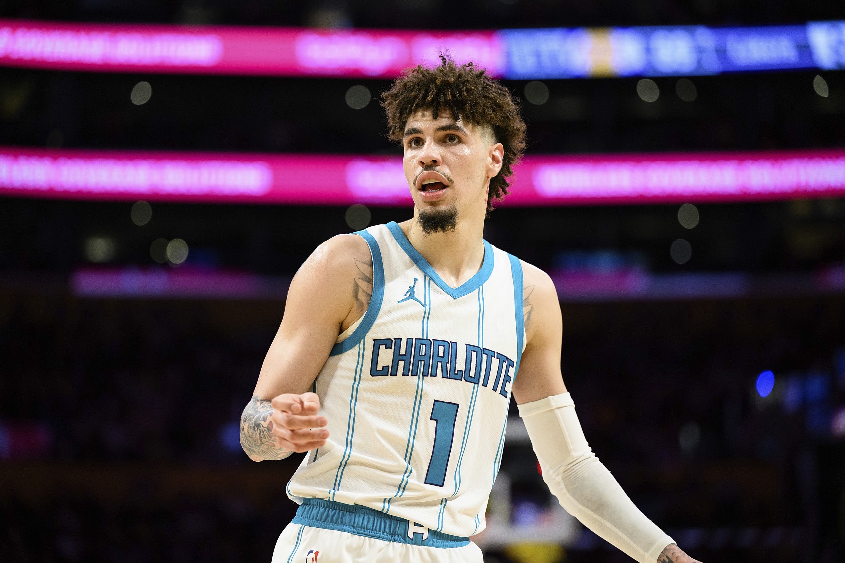 明天背靠背打勇士！黃蜂過去兩場輸了95分 追平歷史紀(jì)錄