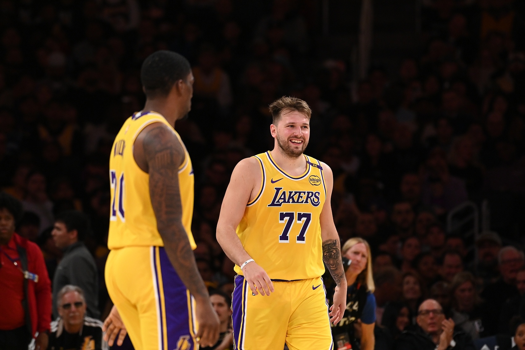 東契奇:打這樣的比賽能培養(yǎng)更多化學(xué)反應(yīng) 這樣贏球感覺真的很棒